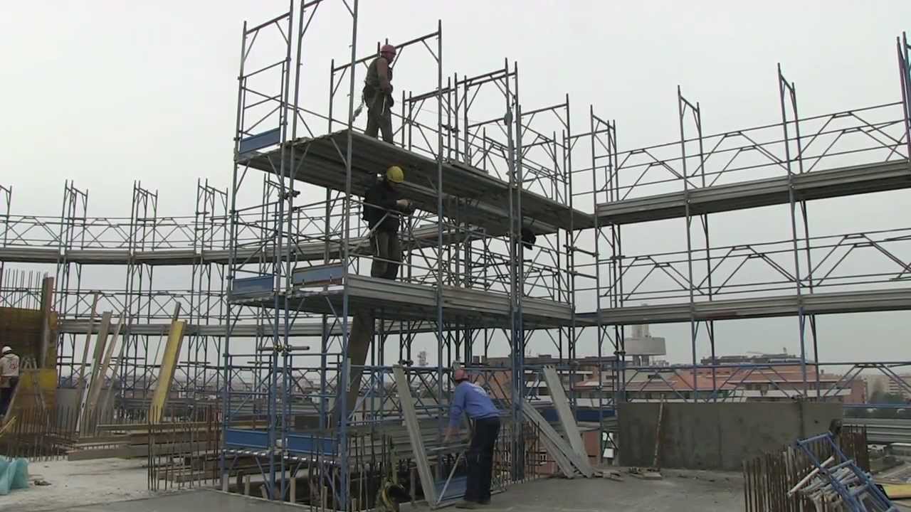 scaffolding planks